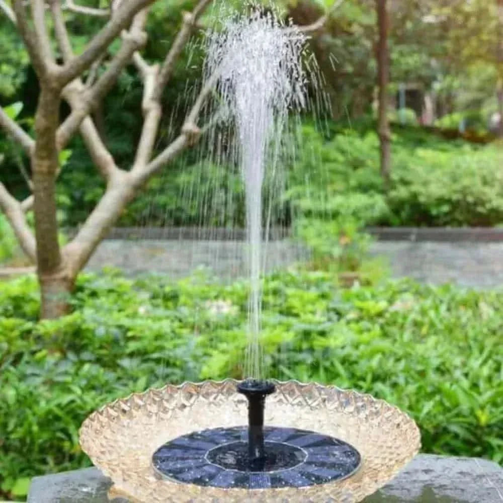 Fontaine solaire d'extérieur